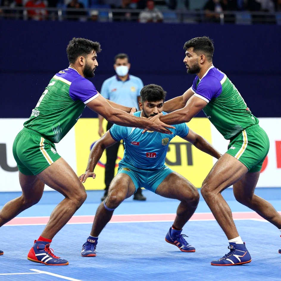 डू-ऑर-डाई की 41.8 प्रतिशत दीवार: नियमित सीज़न का फ़ैसला रेड पॉइंट्स से नहीं, कॉर्नर की कीमत से होता है डू-ऑर-डाई की 41.8 प्रतिशत दीवार: नियमित सीज़न का फ़ैसला रेड पॉइंट्स से नहीं, कॉर्नर की कीमत से होता है