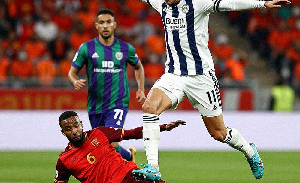 Lemon, Mint and a Wrong Tag: The Data-Chain Disease Football's Transfer News Prints Every Day Lemon, Mint and a Wrong Tag: The Data-Chain Disease Football's Transfer News Prints Every Day